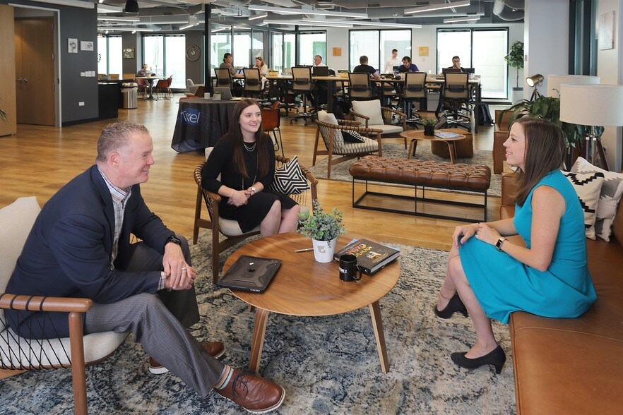 More Photos Of 2000 S Colorado Blvd, Denver Office Residential For Lease