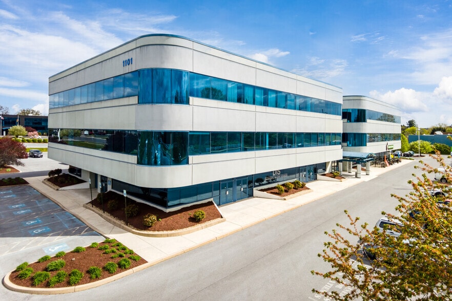 Primary Photo Of 1101 Opal Ct, Hagerstown Medical For Lease