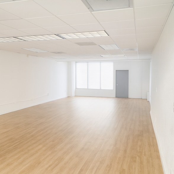 More Photos Of 4331-4335 Crenshaw Blvd, Los Angeles Storefront Retail Office For Lease