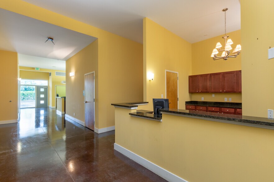 More Photos Of 100 S Greentree Ln, Foley Medical For Sale
