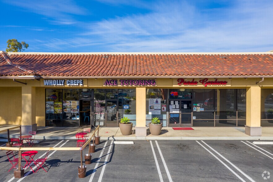 More Photos Of 700-760 S Rancho Santa Fe Rd, San Marcos Unknown For Lease