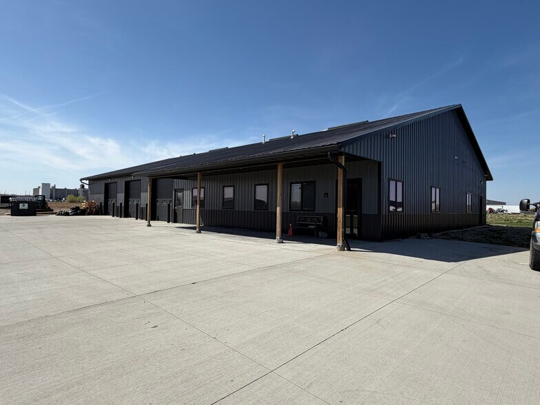 More Photos Of 501 Prosperity Way, North Sioux City Industrial For Sale