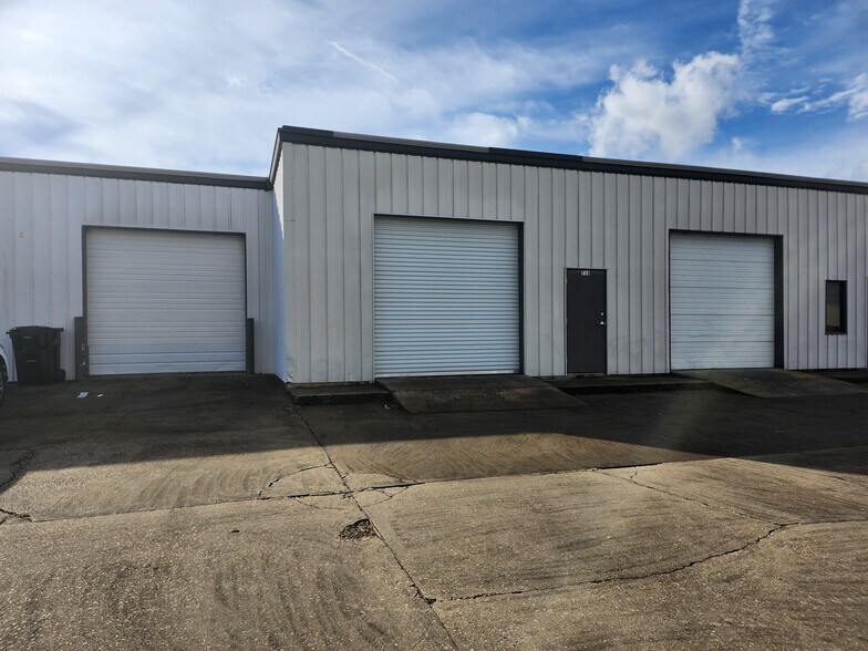 More Photos Of 712-722 Oliver Rd, Montgomery Light Distribution For Sale