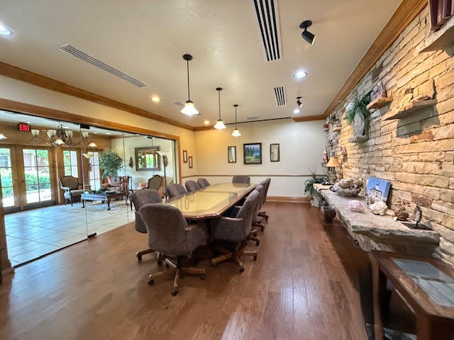 More Photos Of 1014 24th Ave NW, Norman Office For Sale