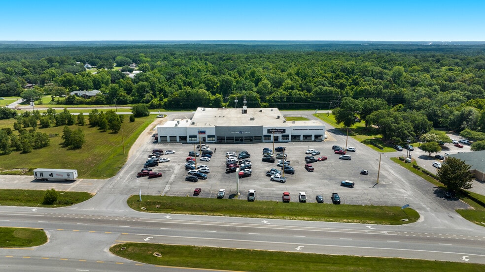 More Photos Of 470 S Highway 29, Cantonment Storefront For Sale