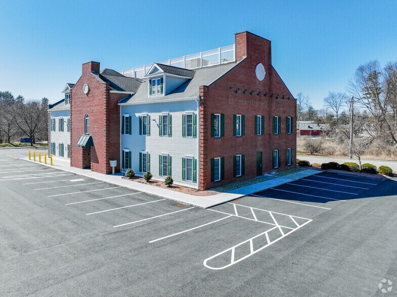 More Photos Of 100 Boston Rd, Groton Medical For Lease