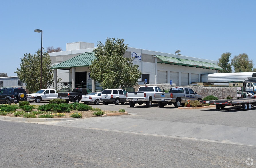 Primary Photo Of 340 Mountain Ave, Perris Truck Terminal For Lease