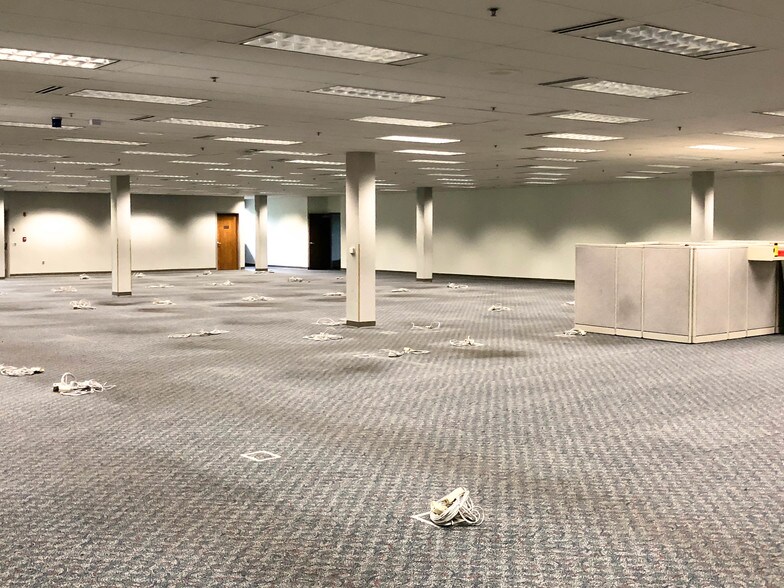 More Photos Of 400 Kahelu Ave, Mililani Office For Lease