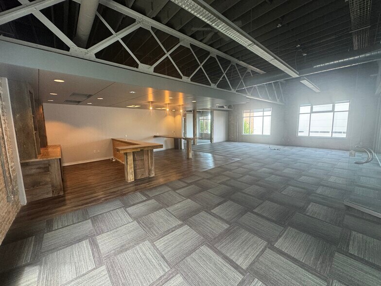 More Photos Of 300 Ionia Ave SW, Grand Rapids Office For Sale