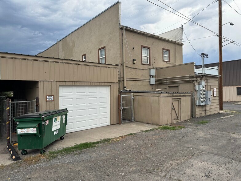 More Photos Of 2105-2113 Holly Ave, Klamath Falls Apartments For Sale