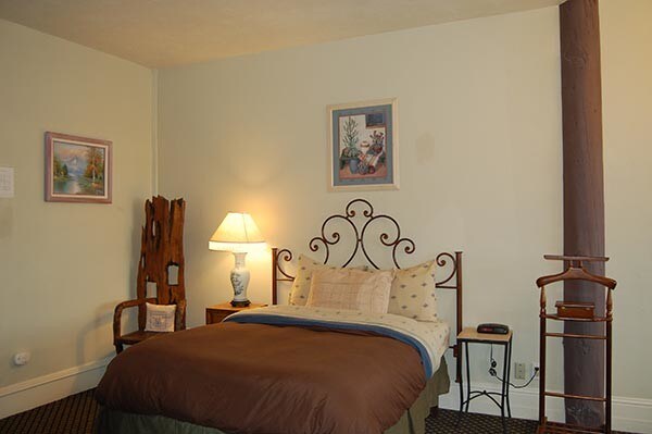 More Photos Of 402 Main St, Antonito Hotel For Lease