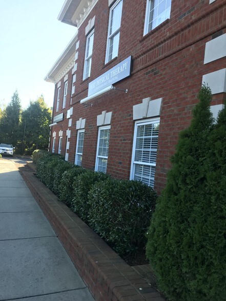 More Photos Of 8470 Falls Of Neuse Rd, Raleigh Medical For Lease