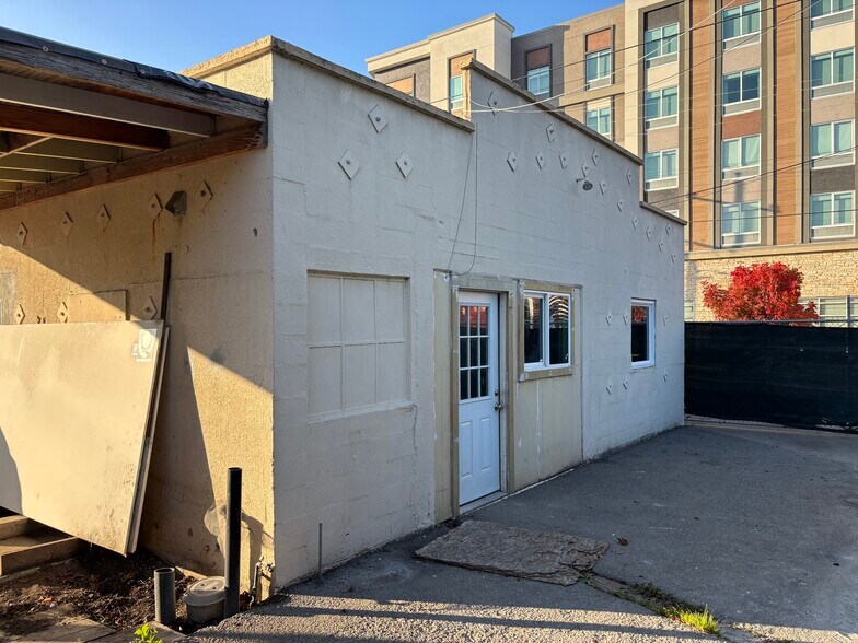 More Photos Of 46000 Warm Springs Blvd, Fremont Service For Lease