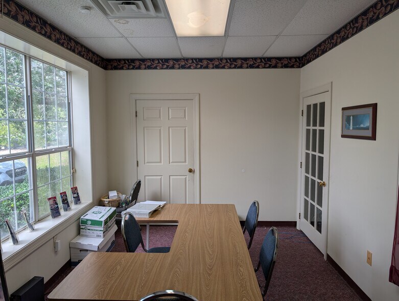 More Photos Of 1709 River St, Valdosta Office For Sale