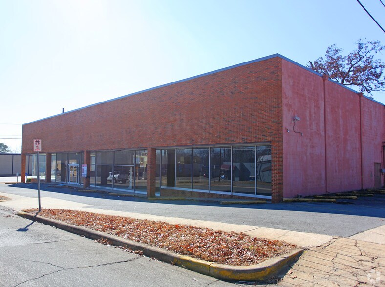 More Photos Of 1970 Bessemer Rd, Birmingham Freestanding For Lease