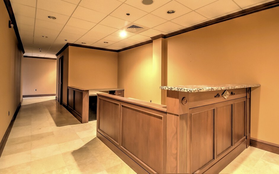 More Photos Of 166 Waterbury Rd, Prospect Medical For Lease