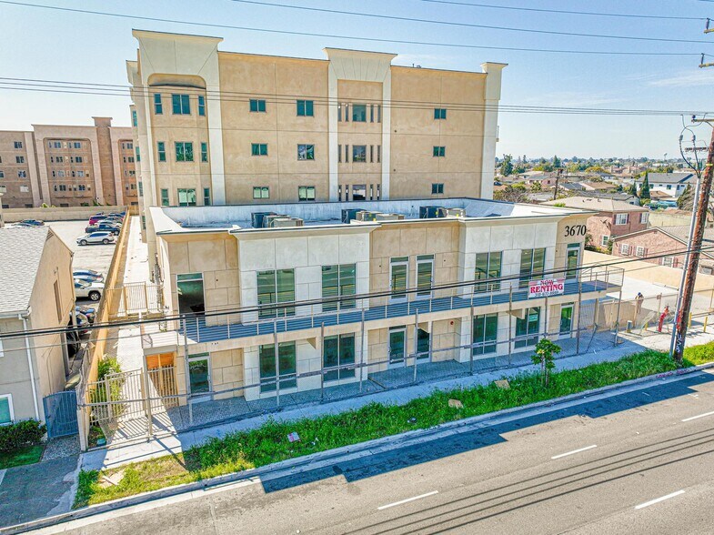 More Photos Of 3674 W Imperial Hwy, Inglewood Apartments For Lease