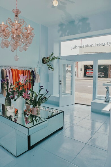 More Photos Of 2151-2157 W Sunset Blvd, Los Angeles Storefront Retail Residential For Lease