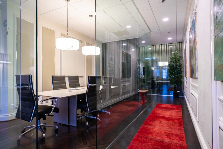 More Photos Of 112 Kercheval Ave, Grosse Pointe Farms Office Residential For Lease