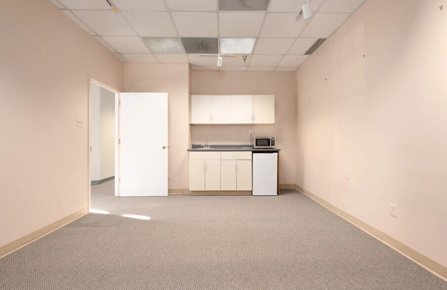 More Photos Of 705 Melvin Ave, Annapolis Office For Lease