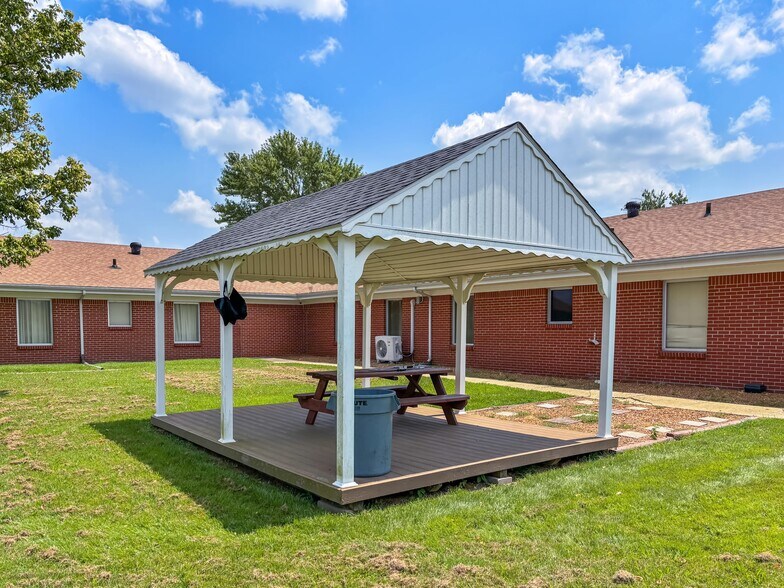 More Photos Of 4747 Old Dublin Rd, Mayfield Medical For Sale