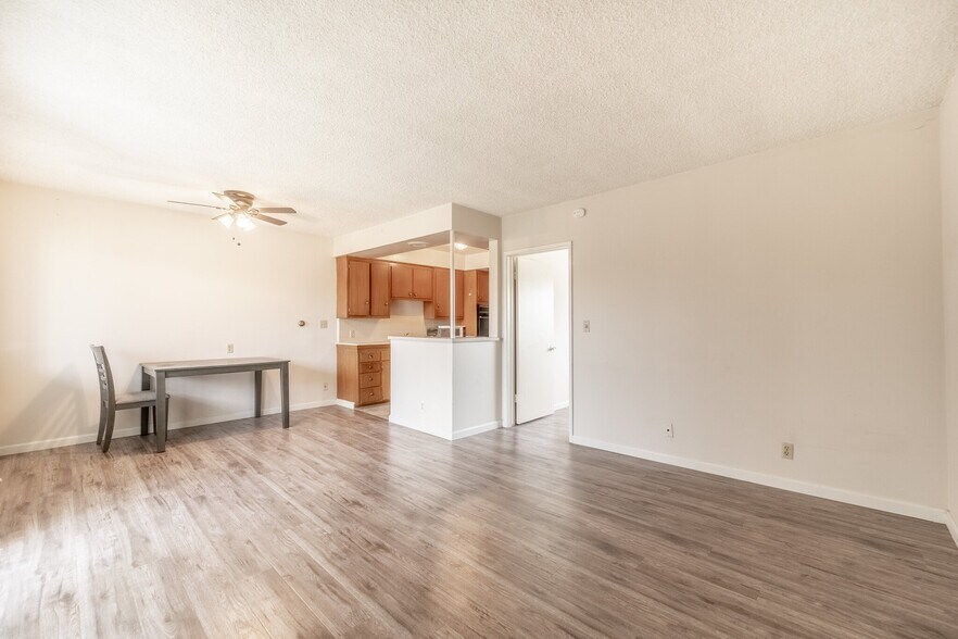 More Photos Of 920 N 1st, Alhambra Apartments For Sale