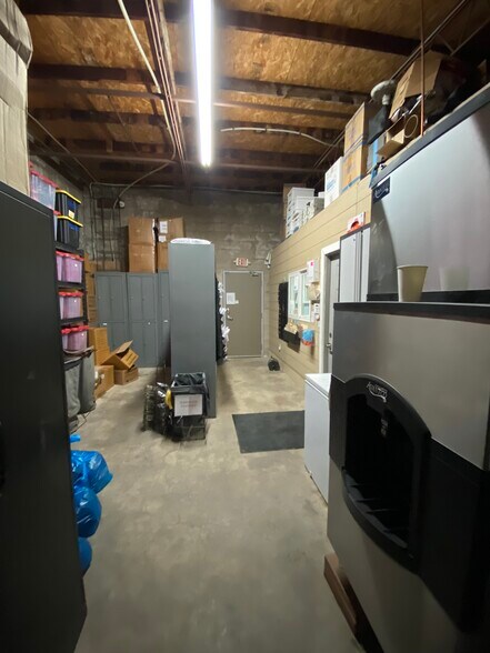 More Photos Of 1236 Woodland Ave, Modesto Warehouse For Lease