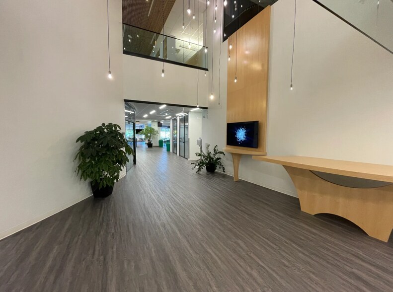 More Photos Of 4000 Innovation Dr, Ottawa Office For Lease