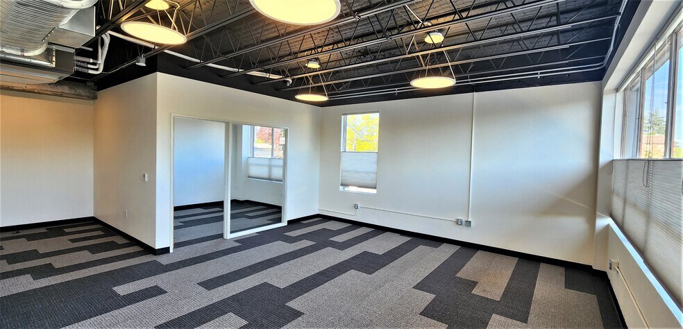 Primary Photo Of 1235-1259 Willamette St, Eugene Office For Lease