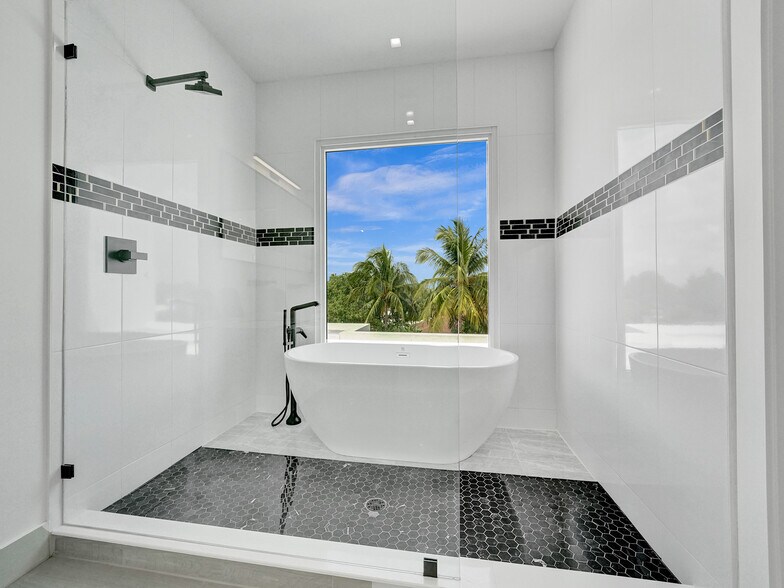 More Photos Of 1220-1226 NE 15th Ave, Fort Lauderdale Apartments For Sale