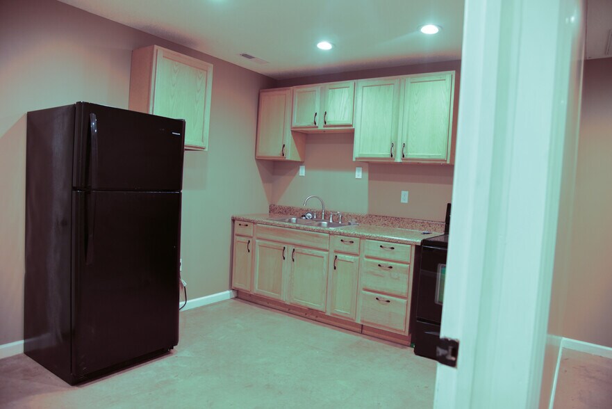 More Photos Of 101 E Byrd Rd, Hartselle Office For Lease