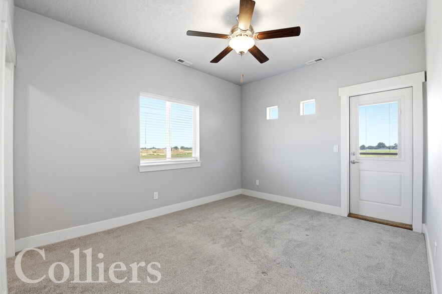 More Photos Of 5018 Hamlet Ln, Caldwell Apartments For Sale