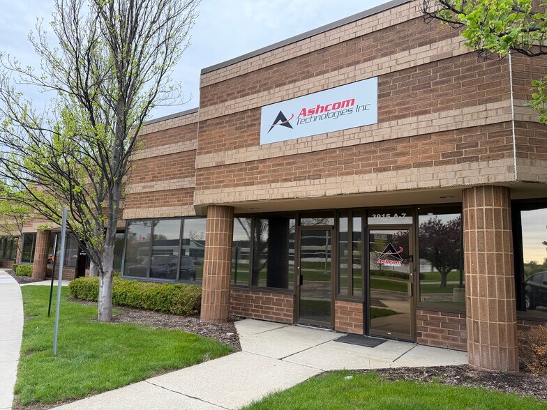 Primary Photo Of 3915 Research Park Dr, Ann Arbor Research And Development For Lease