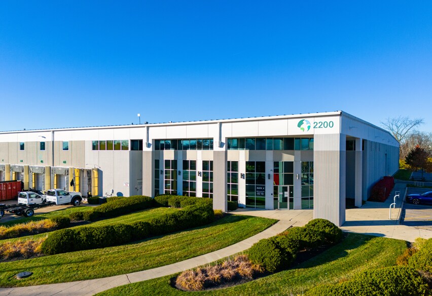 Primary Photo Of 2200 Southwest Blvd, Grove City Industrial For Sale