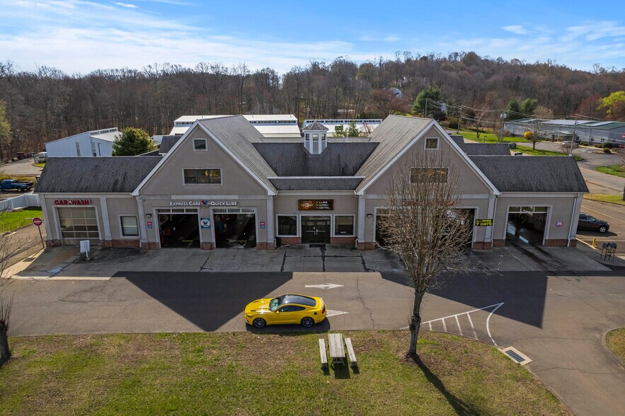 More Photos Of 2381 Foxon Rd, North Branford Carwash For Sale