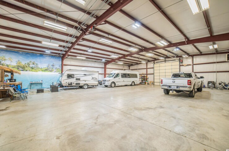 More Photos Of 938 Madison St, Paducah Industrial For Sale