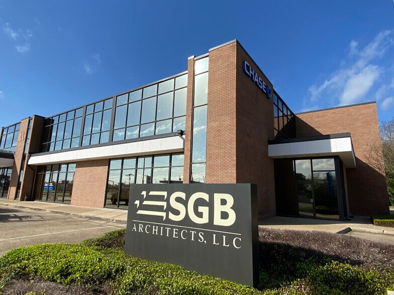 More Photos Of 1935 Airline Dr, Bossier City Bank For Sale