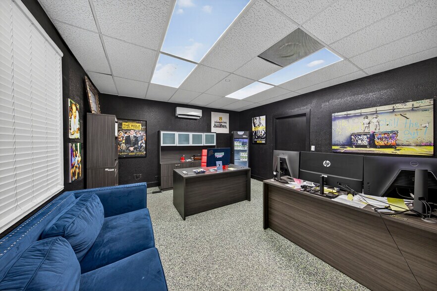 More Photos Of 1090 S 56th Ave, Hollywood Auto Repair For Sale