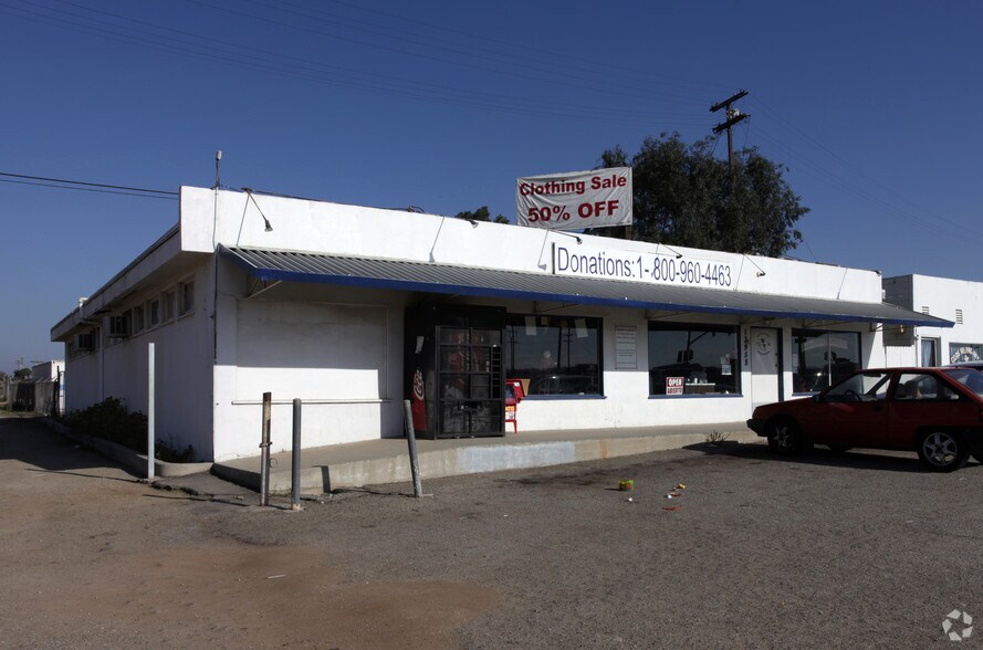 Primary Photo Of 13958-13968 Old 215 Frontage Rd, Moreno Valley Storefront Retail Residential For Sale