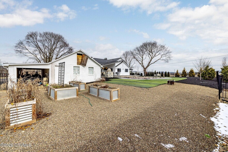 More Photos Of 529 Liberty Valley Rd, Danville Specialty For Sale