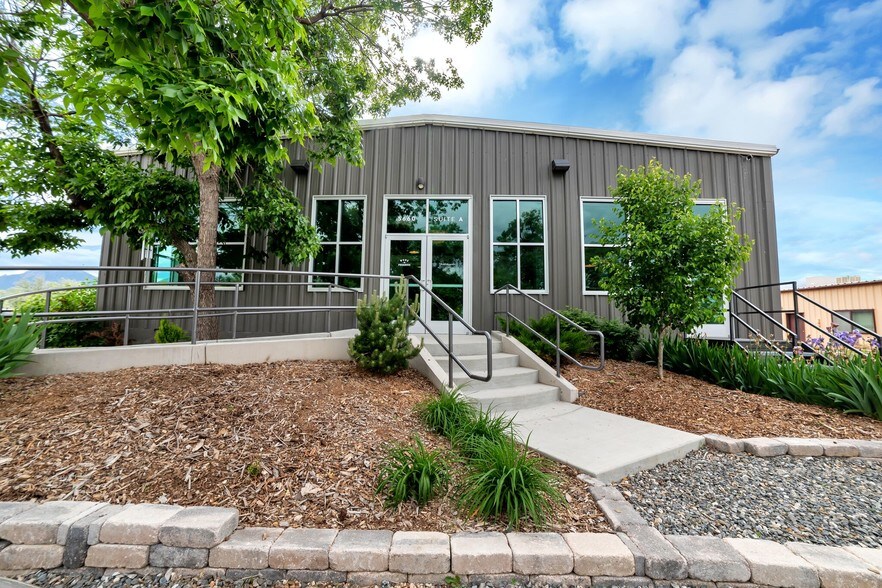 Primary Photo Of 5660 Valmont Rd, Boulder Manufacturing For Sale