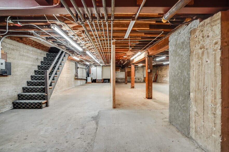 More Photos Of 512-520 Grant Ave, San Francisco Apartments For Sale