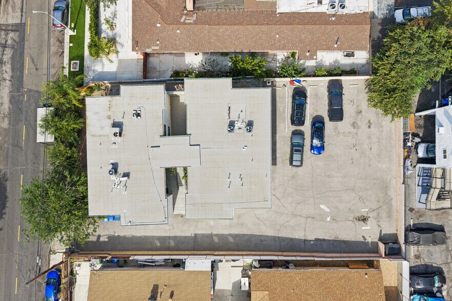 More Photos Of 7323 Valmont St, Tujunga Apartments For Sale