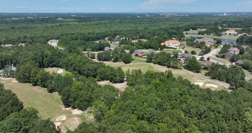 More Photos Of 128 Oakview Club Dr, Macon-Bibb Golf Course Driving Range For Sale