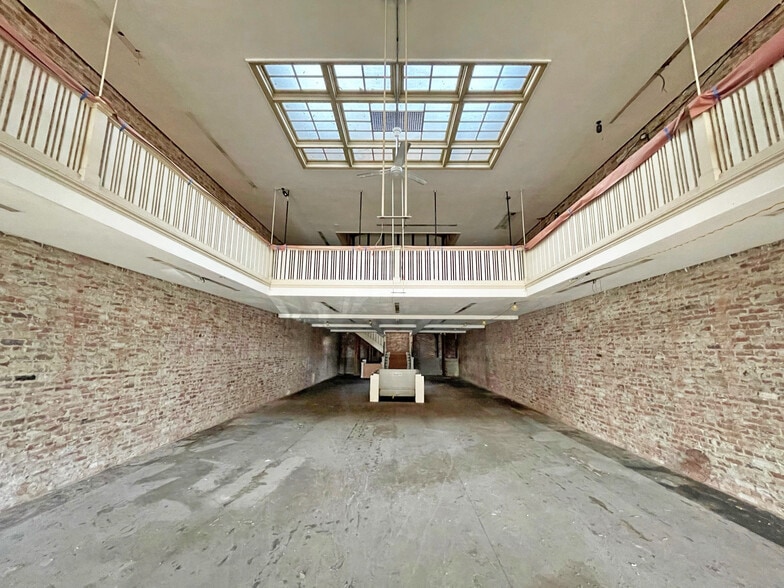 More Photos Of 2277 Shattuck Ave, Berkeley Storefront For Lease