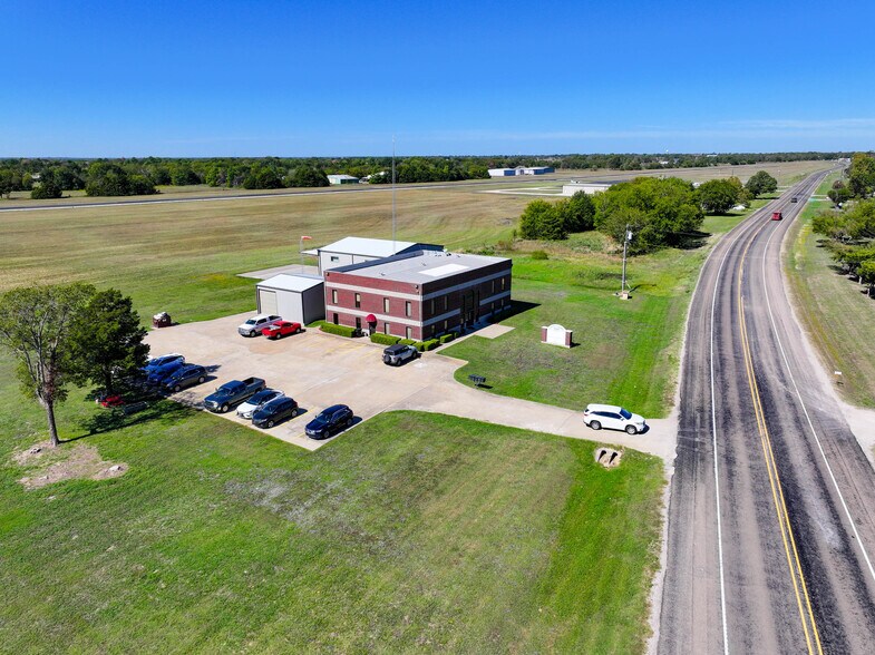 More Photos Of 36549 State Highway 64, Wills Point Office For Sale