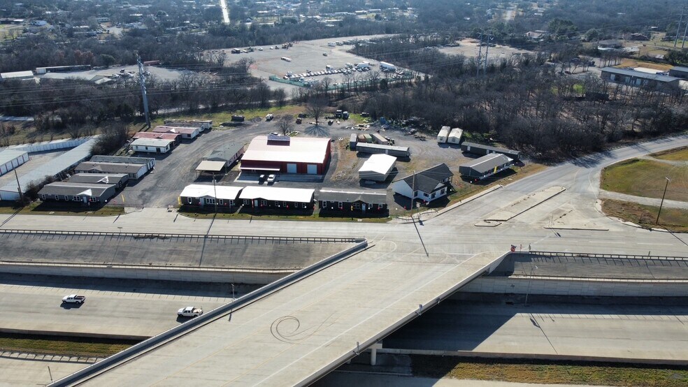 More Photos Of 12125 Jacksboro Hwy, Fort Worth Industrial For Lease