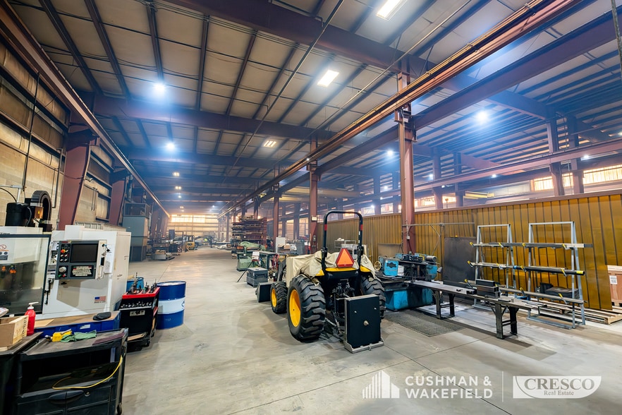 More Photos Of 422 Commerce Dr E, LaGrange Industrial For Sale