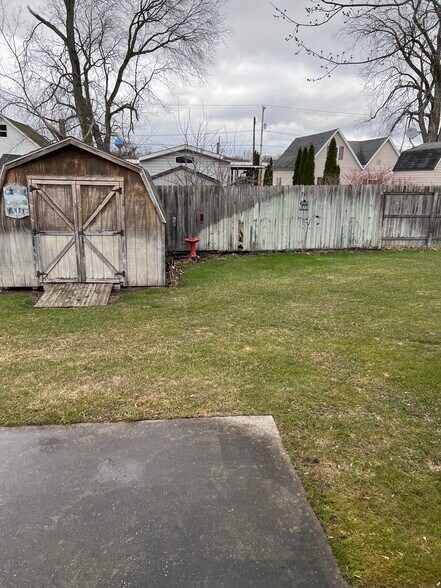 More Photos Of 333 Jackson St, Coleman Apartments For Sale