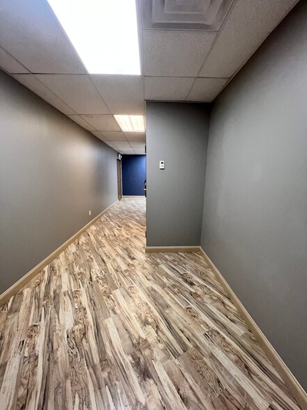 More Photos Of 10580 Barkley St, Overland Park Medical For Sale